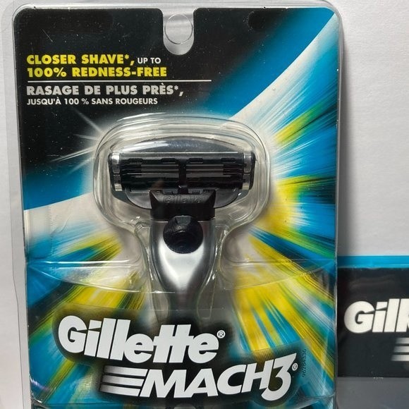 Gillette Mach 3 Men's Razor + Refill Pack - Picture 2 of 13